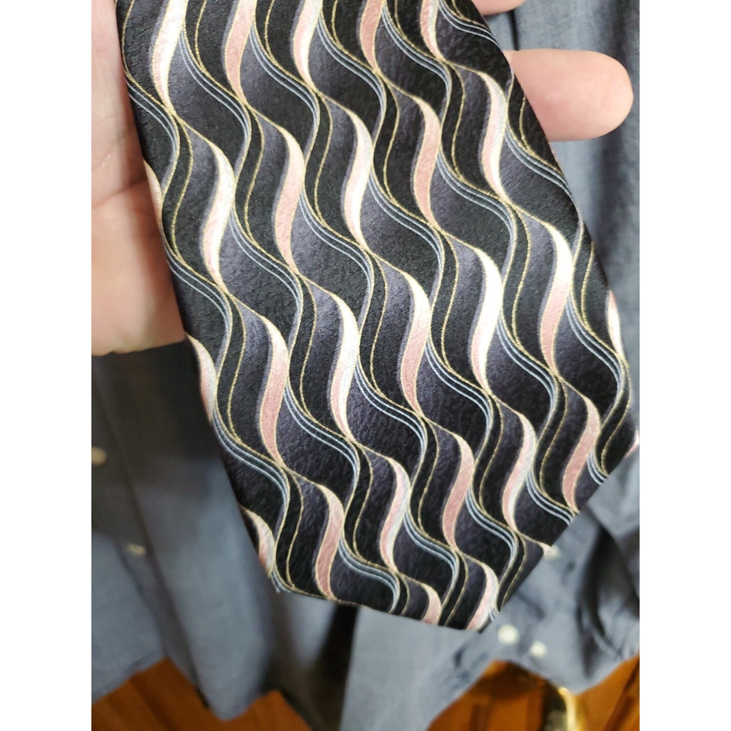 Pierre Cardin Necktie Mens Black Pink Gold Wavy Silk Formal Business Tie